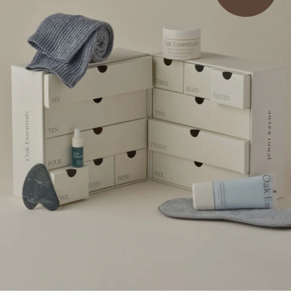 Oak Essentials Other - NIB Oak Essentials and Jenni Kayne Advent Calendar